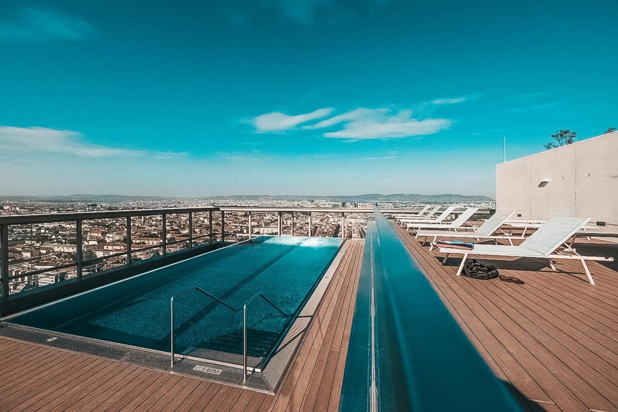 Kaiser Lodge - Rooftop Pool & Underground Car Park By Alpenluxus Appartements ウィーン エクステリア 写真